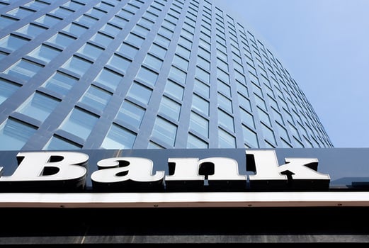 Photo: Bank © Irina Tuchinskaya, Dreamstime.com